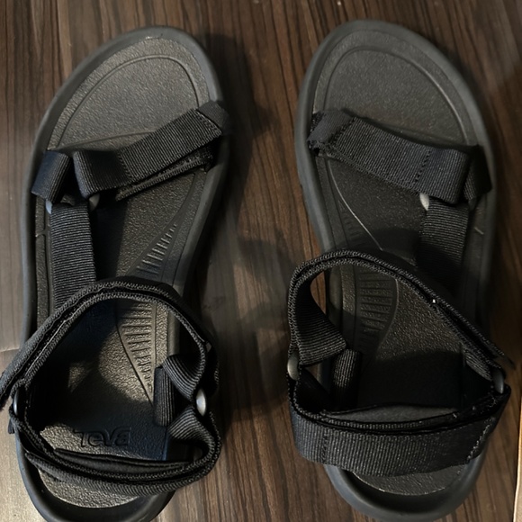 Men’s Teva sandals main image 5